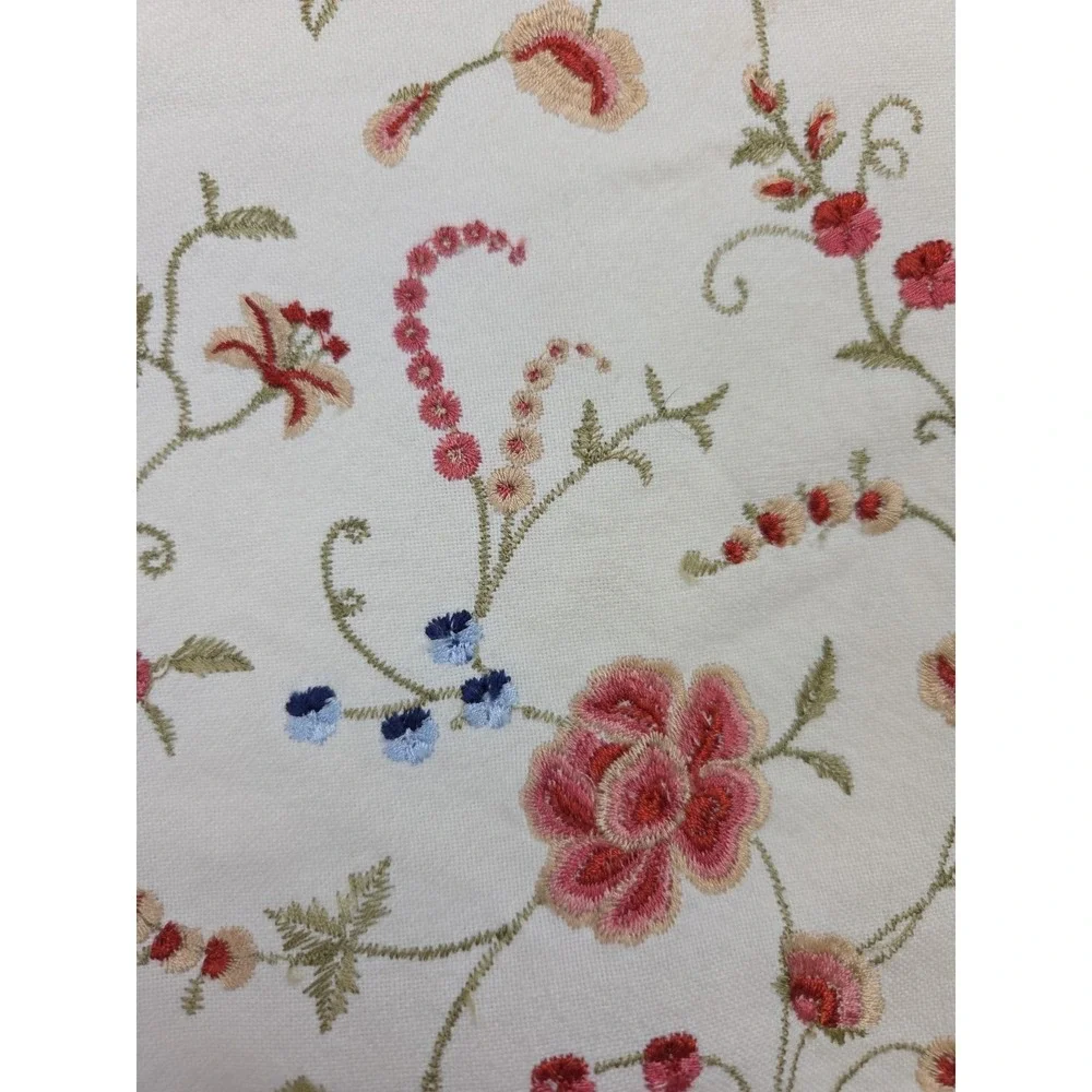 Pottery Barn Embroidered Floral Pillow Sham‎ Cover White Zip 16x26 100% Cotton